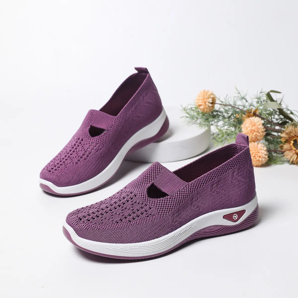 🔥 Breathable Slip-On Comfort Shoes for Women – Lightweight & Easy to Wear 👟